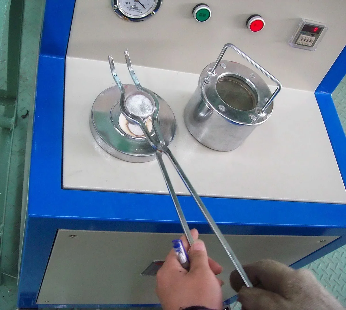 India exported Molten Aluminum Hydrogen Detecting Analyzer