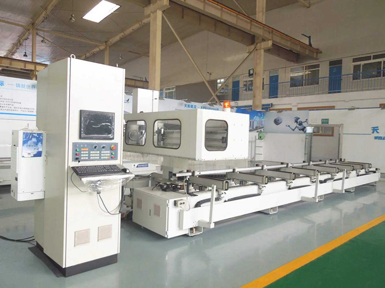 TC Aluminum CNC Gantry Machining Center For Making Windows Doors Curtain Wall