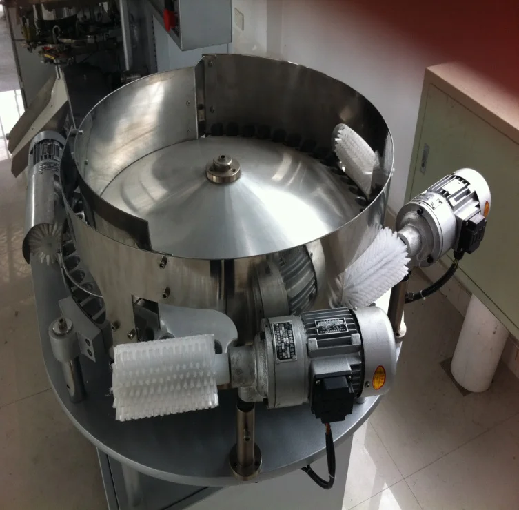 Professional Ball lollipop Twist packing machine with CE certificate