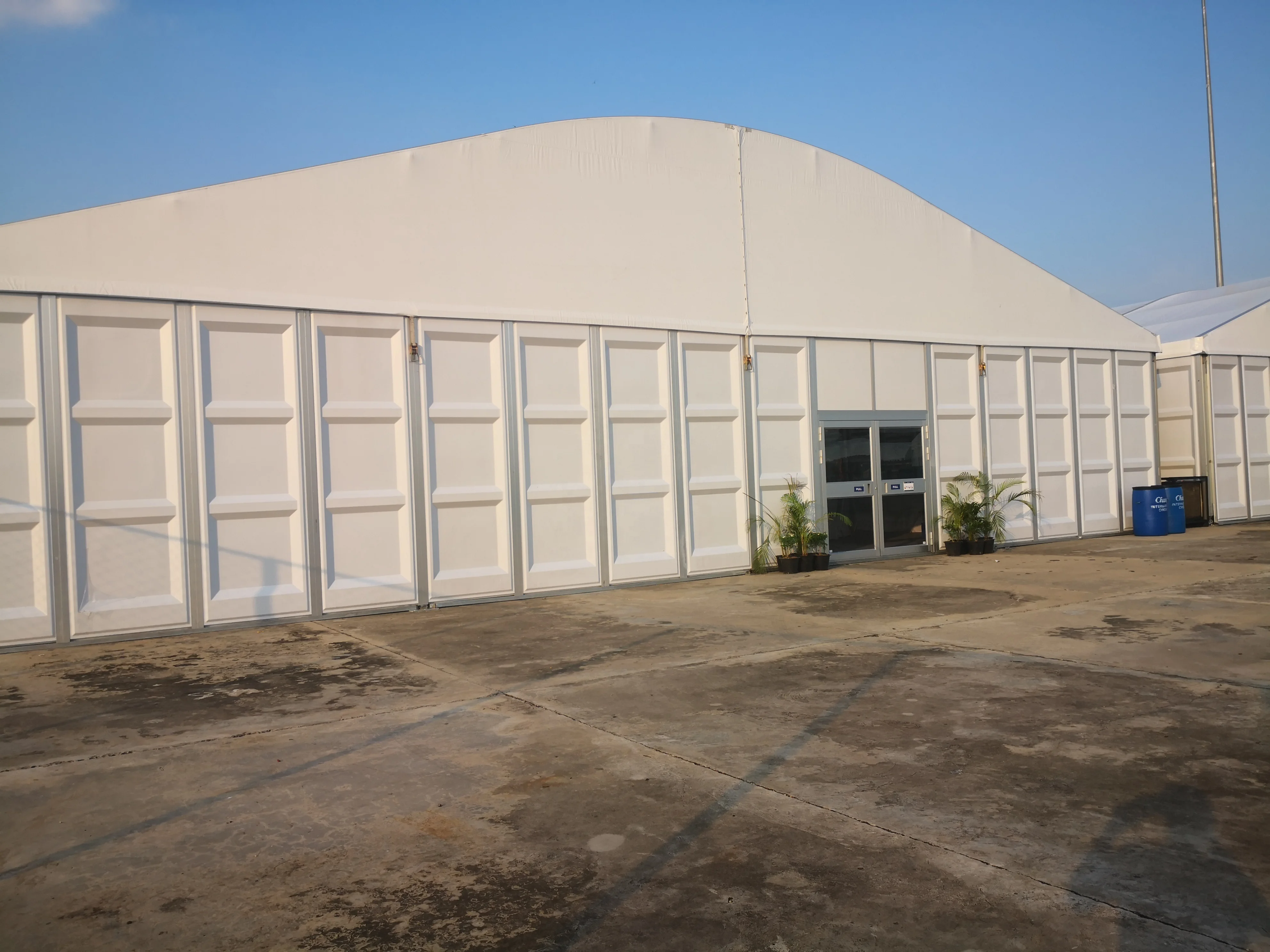 Напечатанный на заказ большой размер абс структура палатка для вечеринок отелей и бизнеса