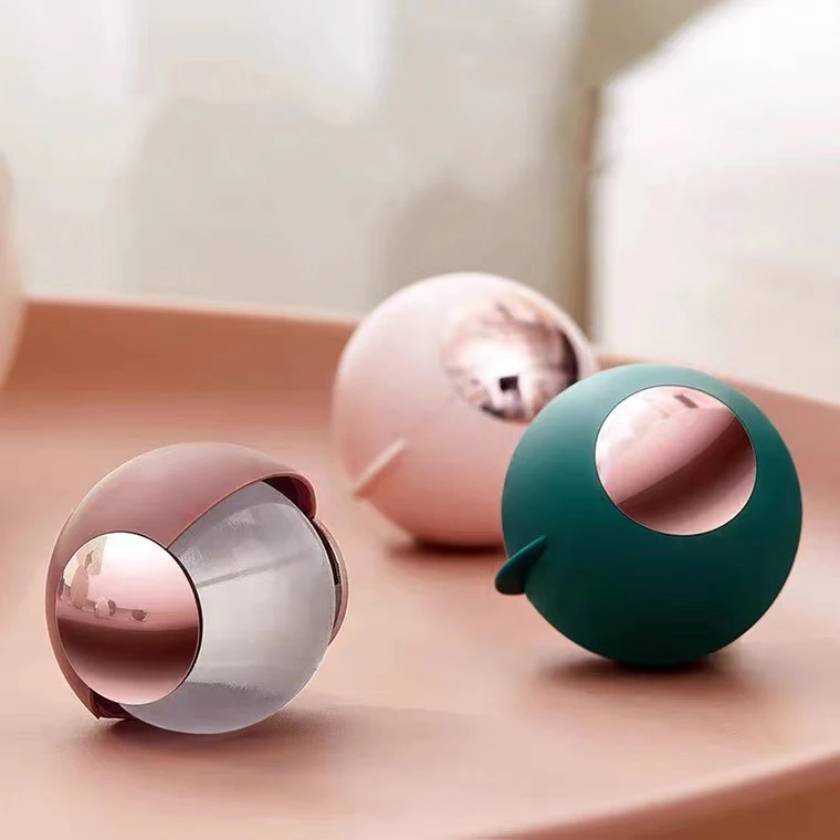 Household cleaning portable reusable  washable clothes fabric pet hair remover hair sticky gel lint roller ball