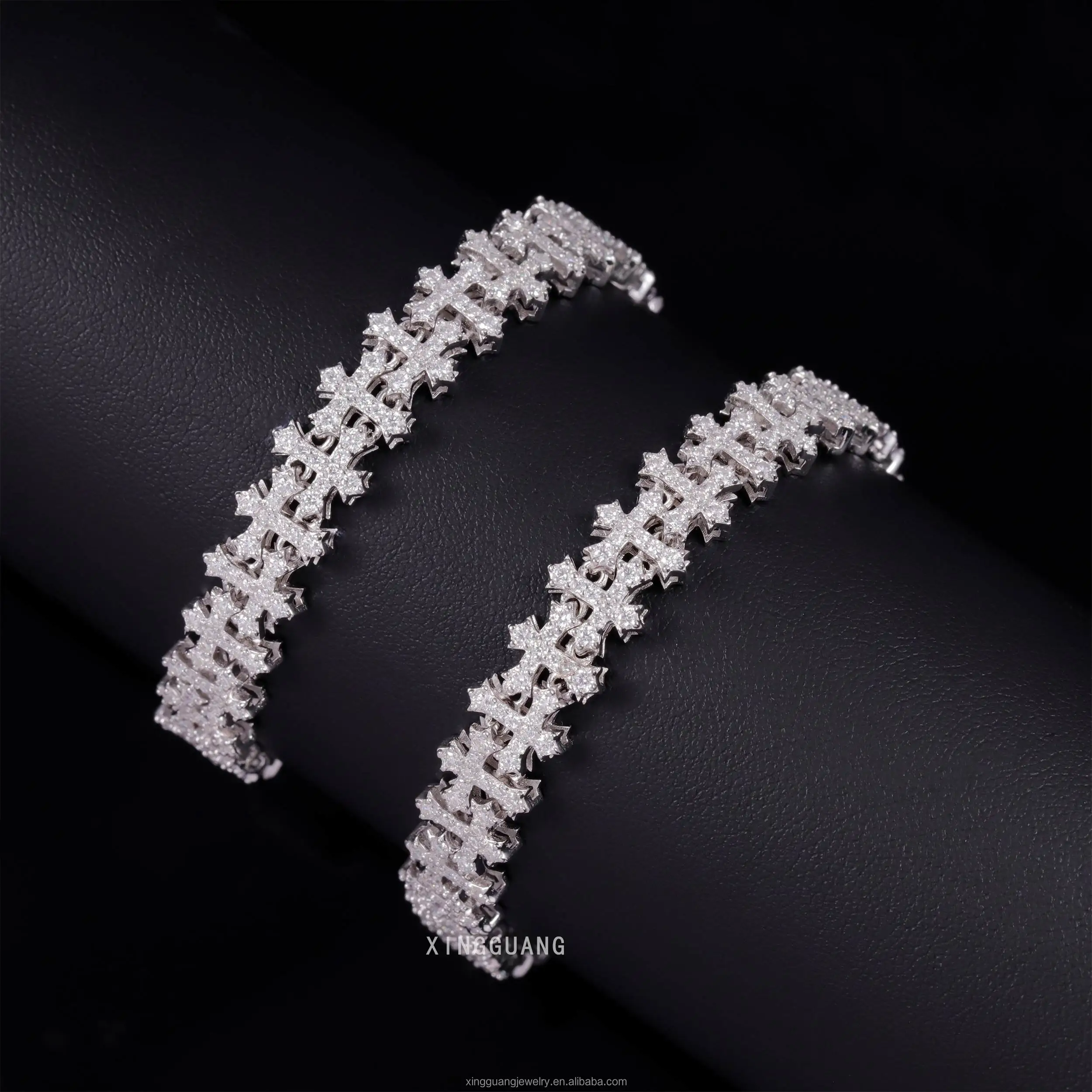 In Stock Vvs Iced Out Moissanite Diamond 10mm Cross Cuban Link Chain Hip Hop Bracelet 925 Silver Plate 18K Gold Fine Jewelry Men
