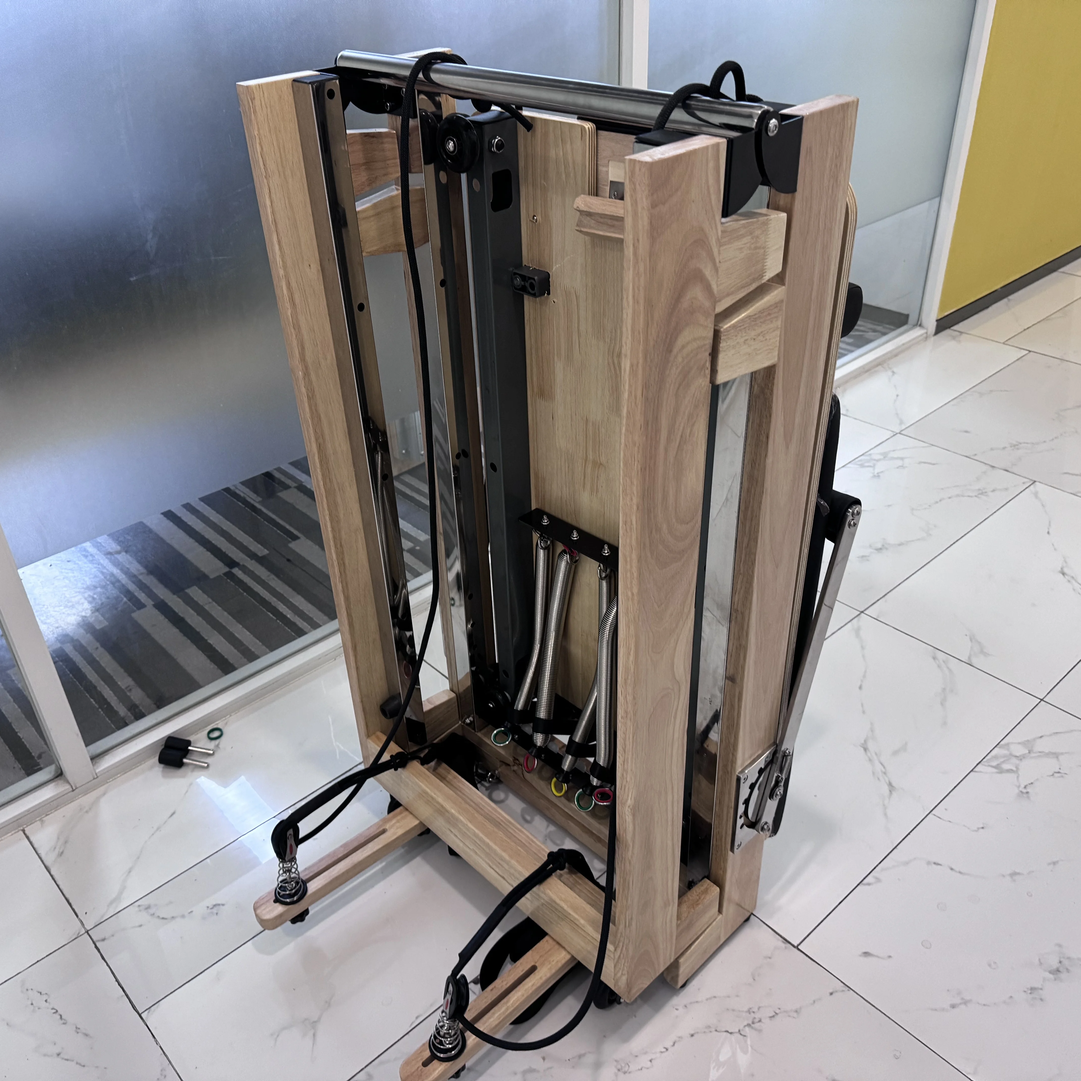 Foldable Pilates Reformer Madera Plegable Machine Oak Plegable Machine Folded Pilates Reformer Bed Foldable For Sale