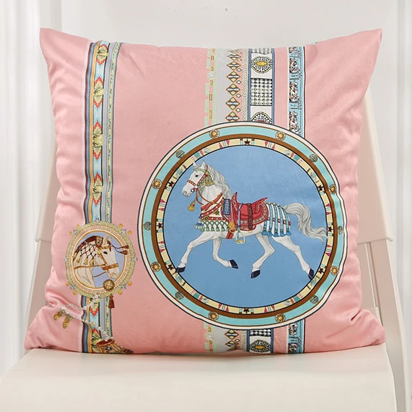 Exquisite Colorful Battled Horse Pattern Velvet Printed Pillow Cover Soft Accent Throw Cushion Home Hotel Party Decorative Use