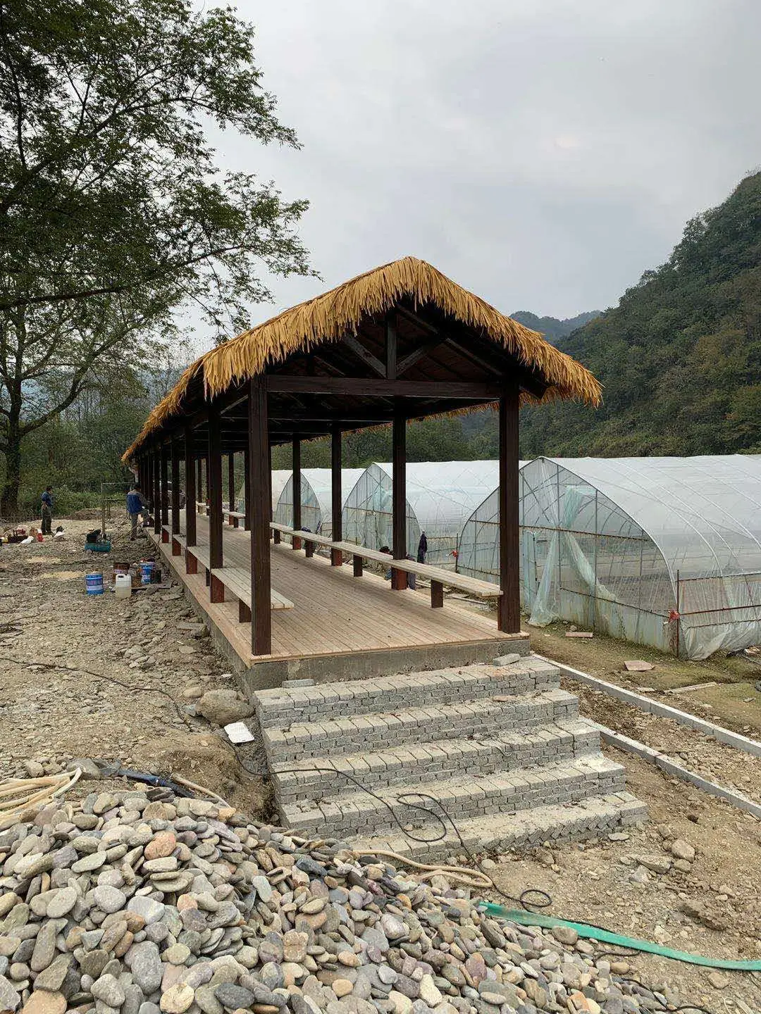 High Quality Professional Fireproof Artificial Synthetic Palm Beach Umbrella Thatch - Buy Thatch Roofing Artificial Thatch,Artif