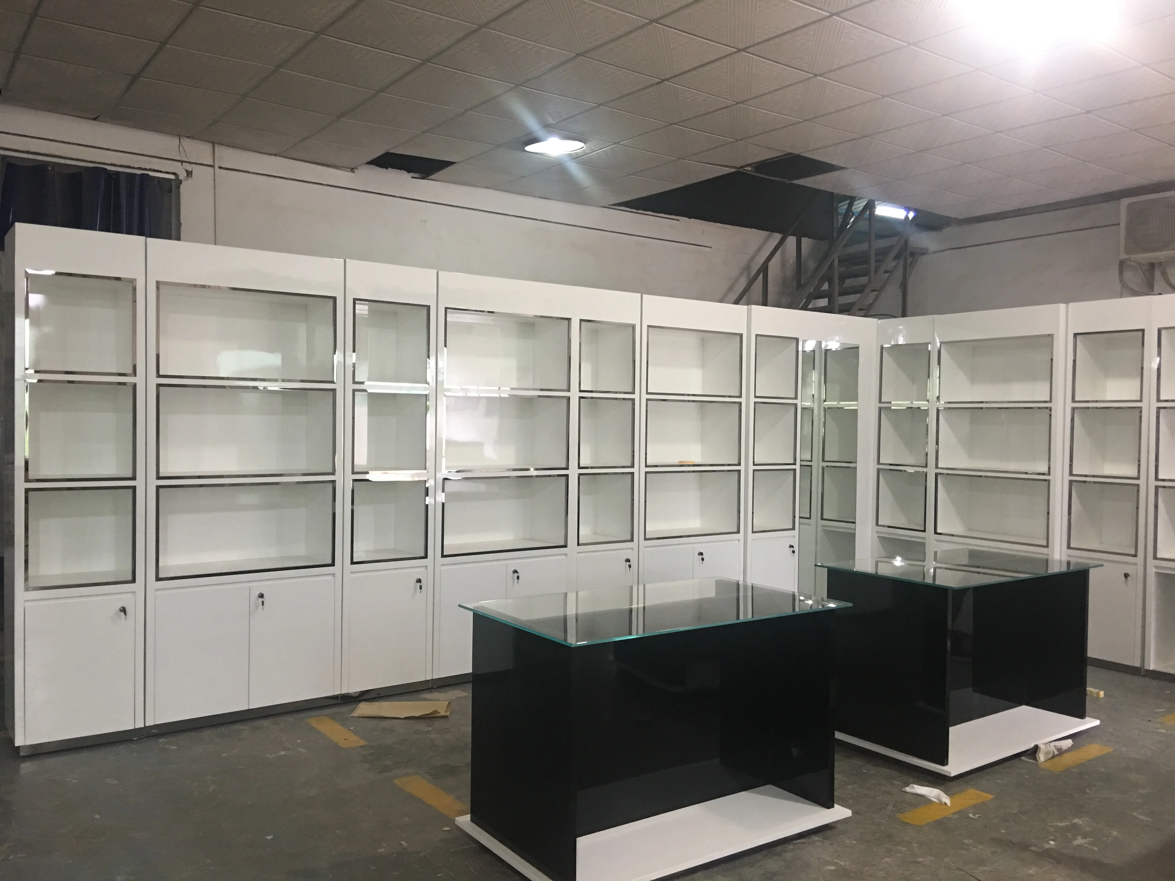 Ladies Clothes Shop Design Luxury Boutique Clothing Store Interior Design Boutique Clothing Store
