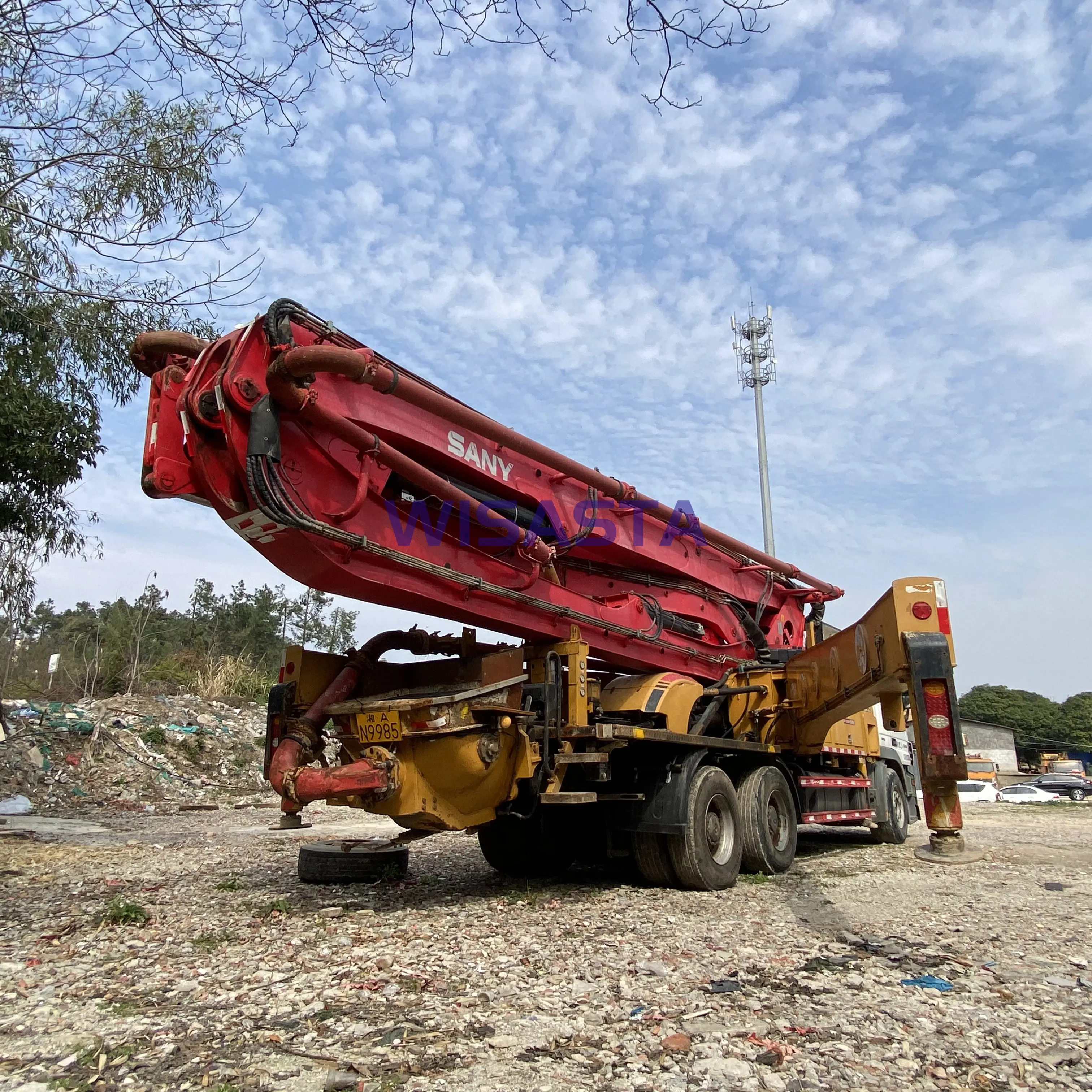 Cheap price good condition Second hand SANY 49M BOOM pump truck mounted concrete pump trucks