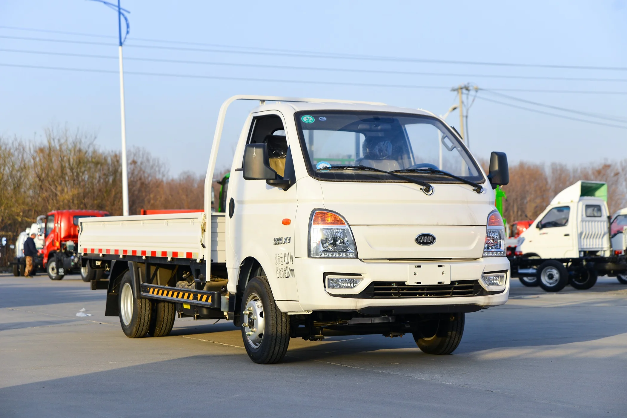 KAMA сделано в Китае 4x2 Легкий Грузовой автомобиль левый дизельный грузовик