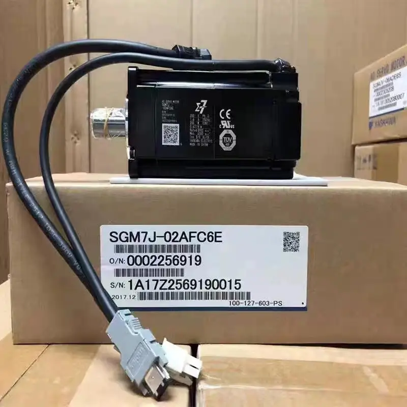 Yaskawa servo motor driver SGM7J-04AFC6E New and Original
