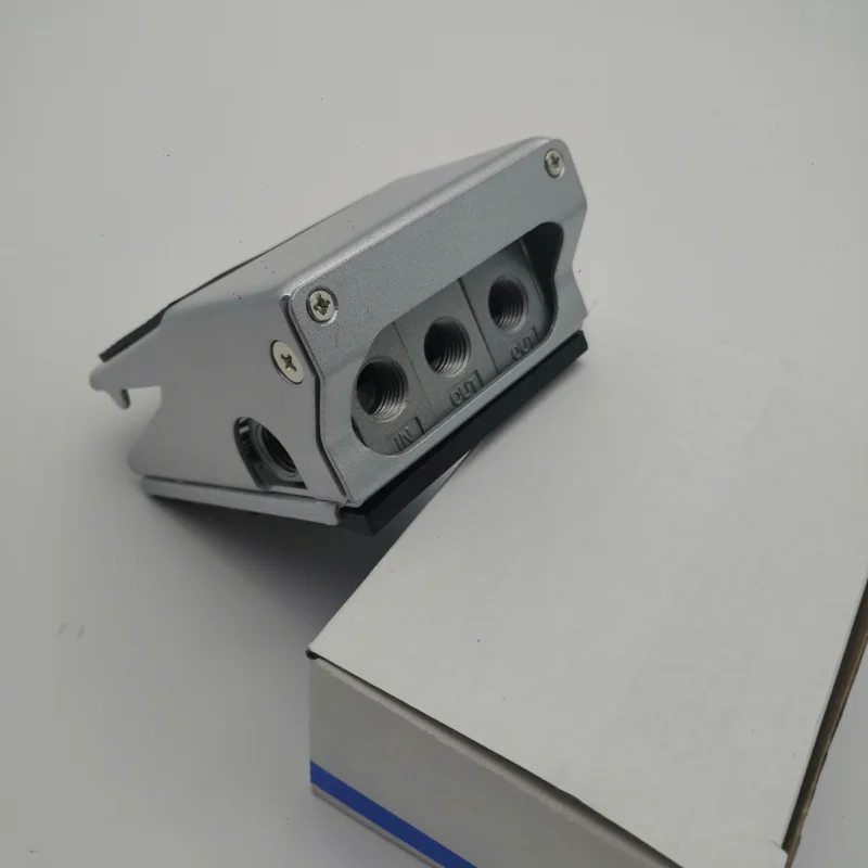 Best price Manufacture pneumatic parts  2/4 way FV420 mechanical foot pedal valve