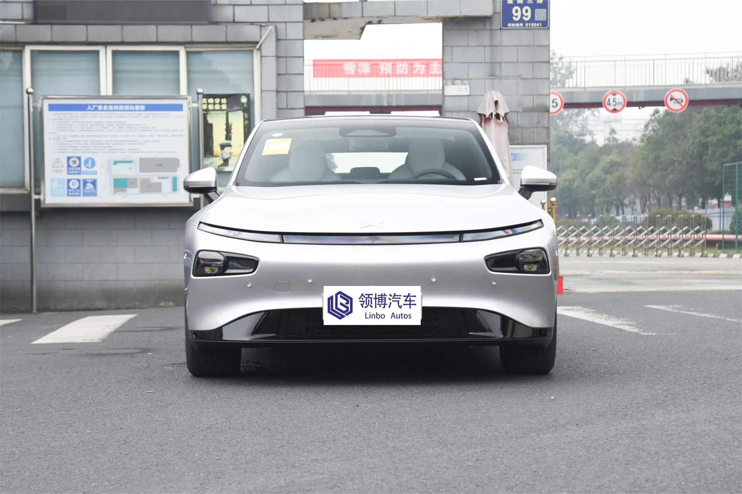FAIR DEAL USED CARS Pure electric powered Xpeng p7 Electric Cars For Adults Fast Charger with Budget-Friendly Used Cars
