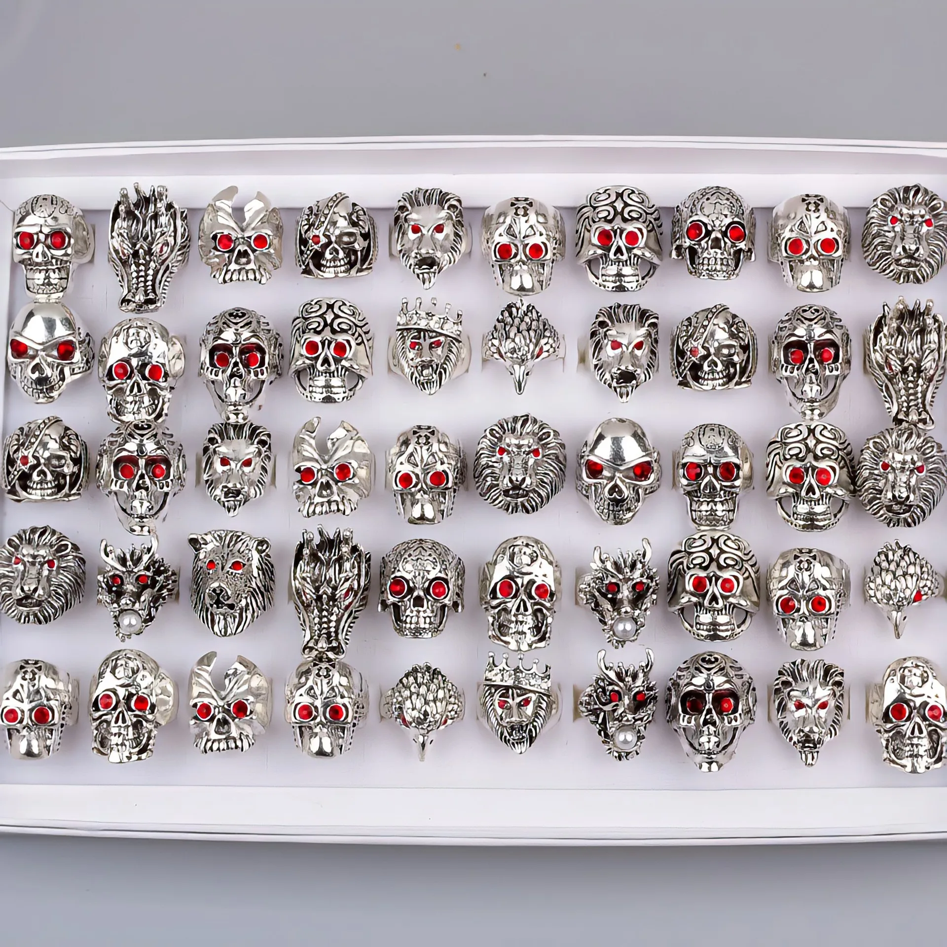 European American Inlay Diamond Ring Gothic Red Eye Skull Ring Antique Silver Plated Rings for Men Vintage