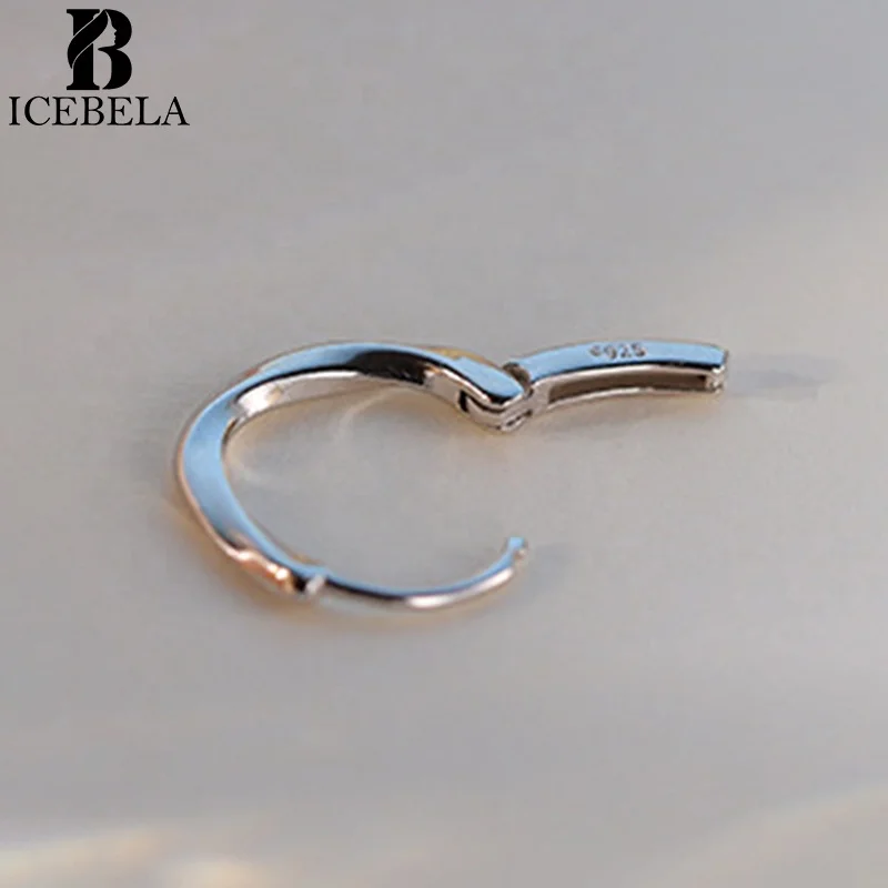 Wholesale Minimalist Trendy 925 Sterling Silver Fashion Korean 18k Gold Plated Fine Jewelry Mobius Hoop Earrings For Girls