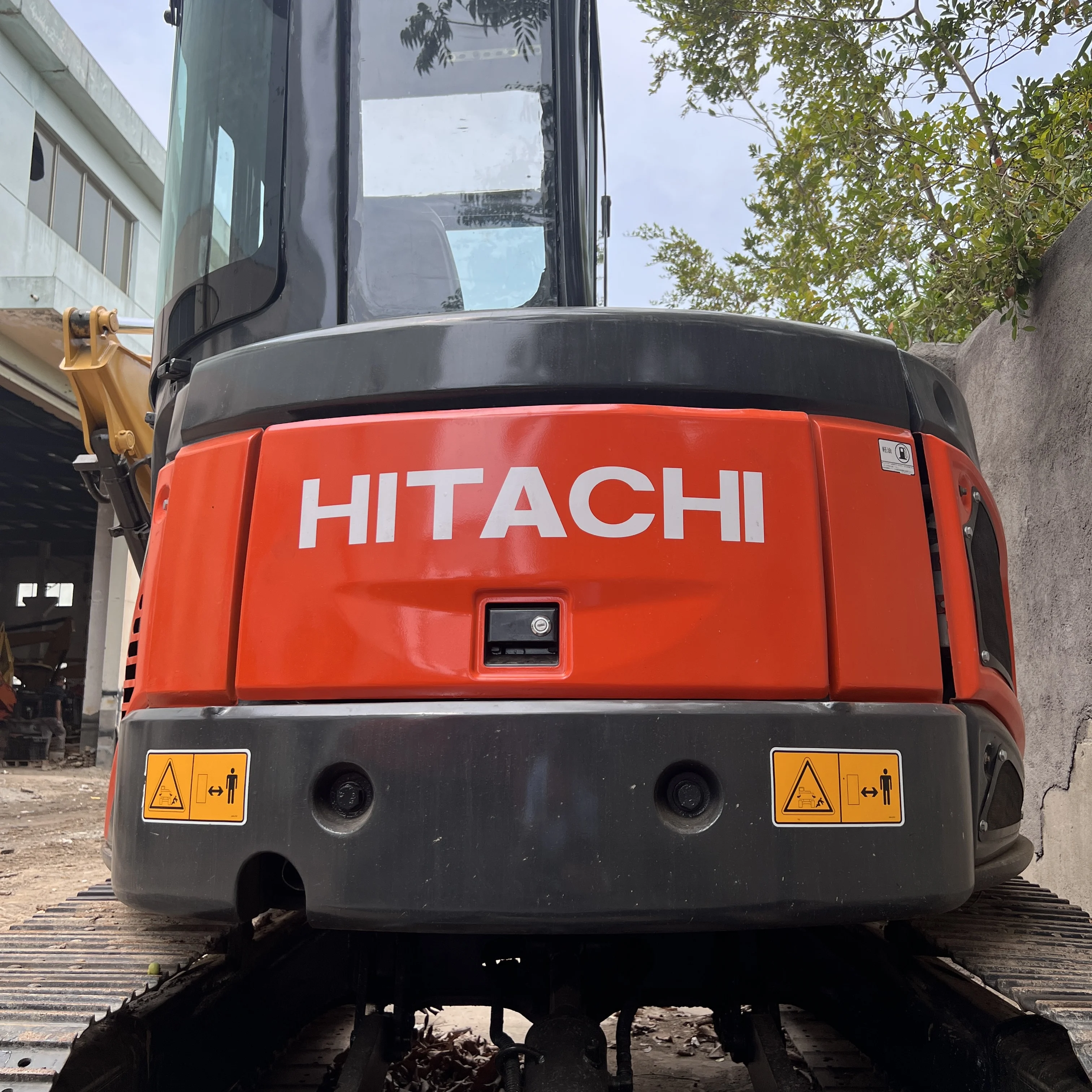 Подержанный мини-экскаватор Hitachi zx55u гидравлический гусеничный экскаватор для продажи