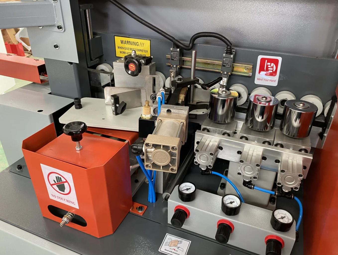 WOODPRO F205 automatic edge banding machinery woodworking mdf board wood furniture pvc edge banding machine