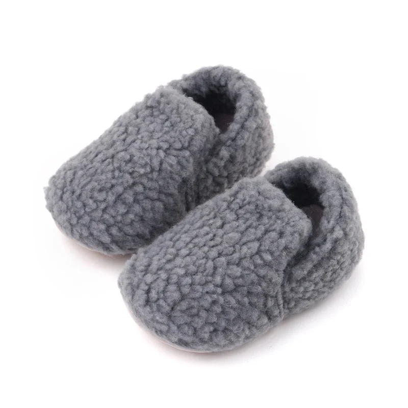 High Quality Plush Coral Velvet Warm Baby Toddler Shoes Floor Slippers Winter Warm Wholesale Baby Cotton Shoes