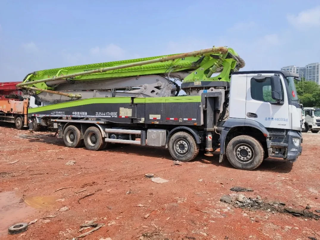 Factory-Priced 38X-5RZ-2 Concrete Mixer Truck with Pump Used Electric & Diesel Power for Construction & Machinery Repair Shops