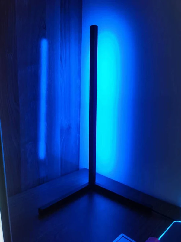 10 Вт Скандинавская Вертикальная Светодиодная лампа рядом изменяющий цвет RGB угловой Настольный светильник