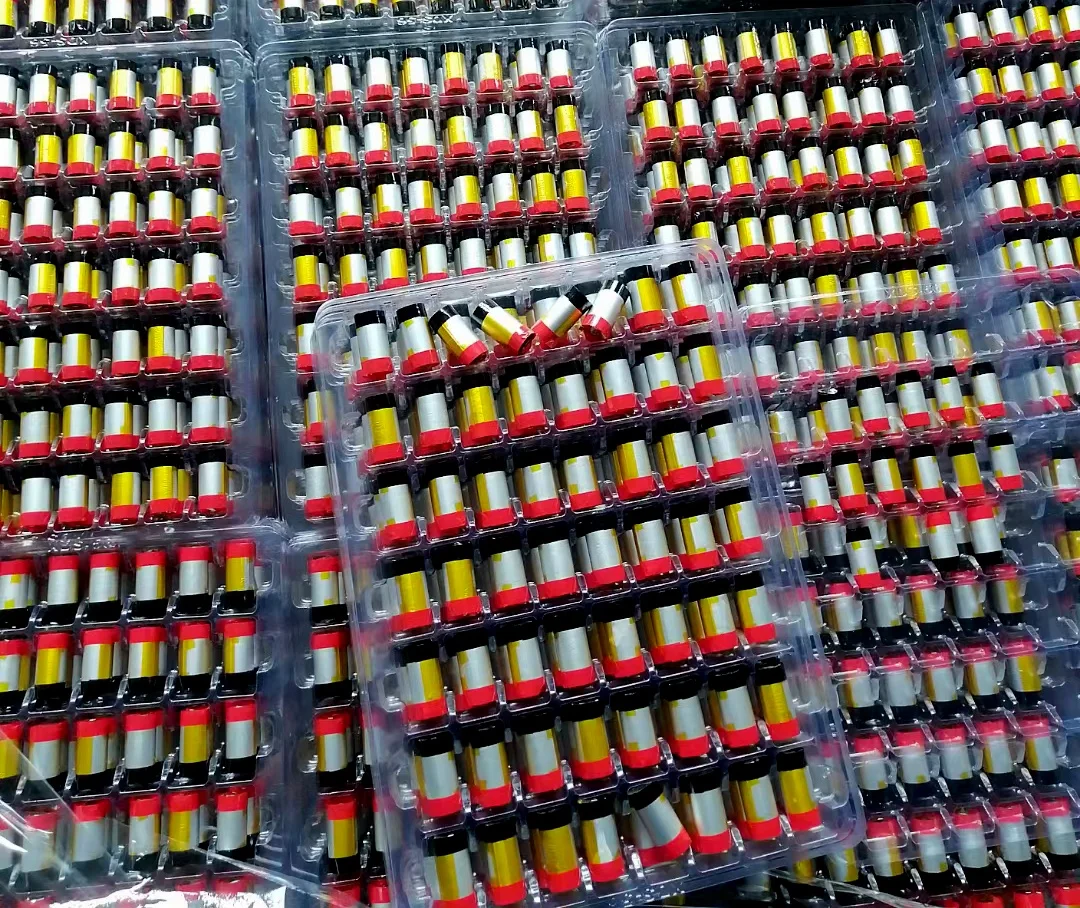 Factory price cylindrical 1000mAh 3.7V 13700  lithium ion polymer battery lipo battery