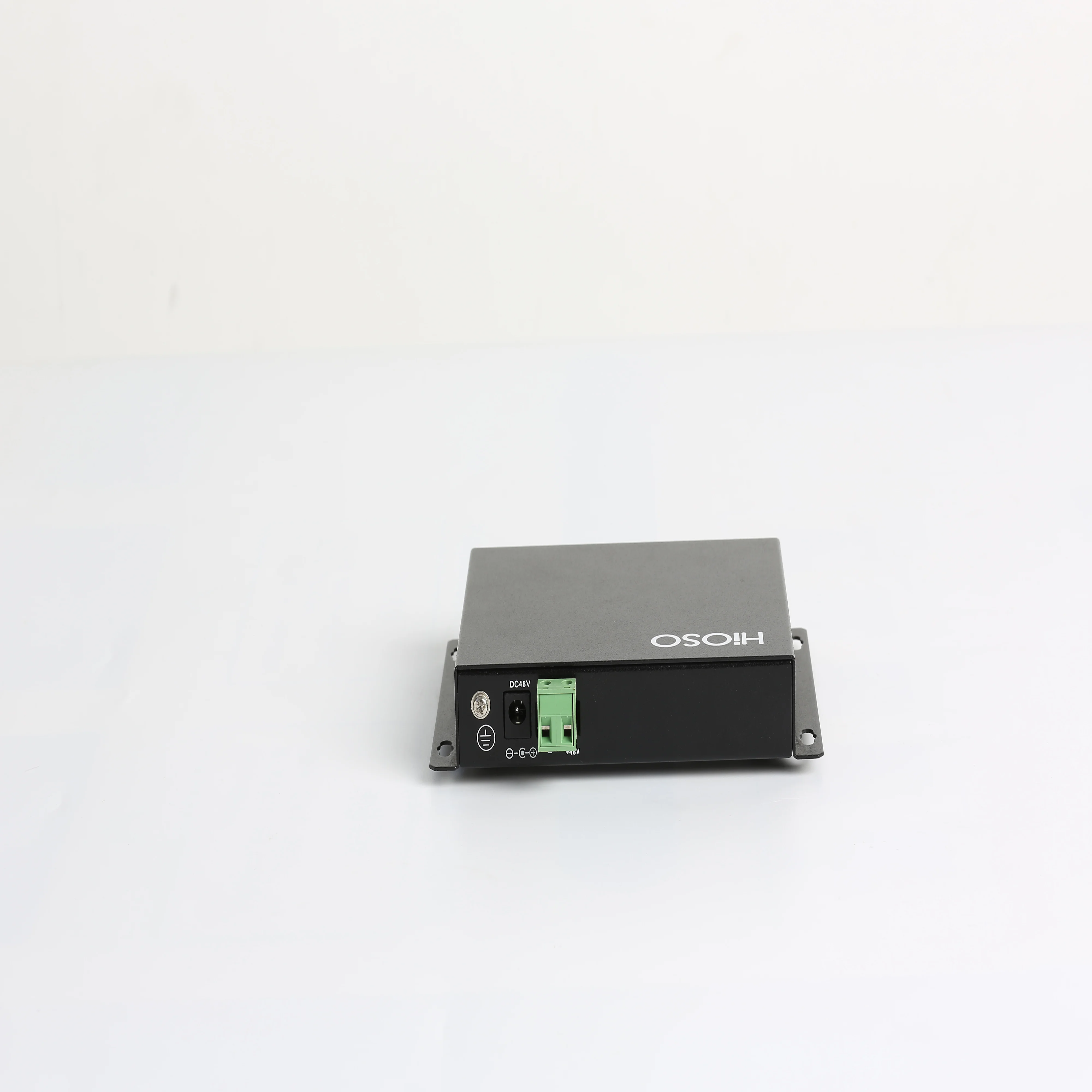 4 100M ports PoE switch unmanaged 48V poe switch Total power 70W network switch with CE certificate