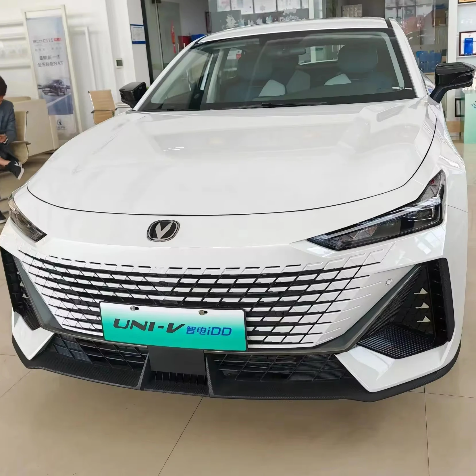 2024 changan qiyuan a06 гибридный автомобиль средней и высокой конфигурации dnd лидер продаж 5-местный Новый энергетический низкая цена univ