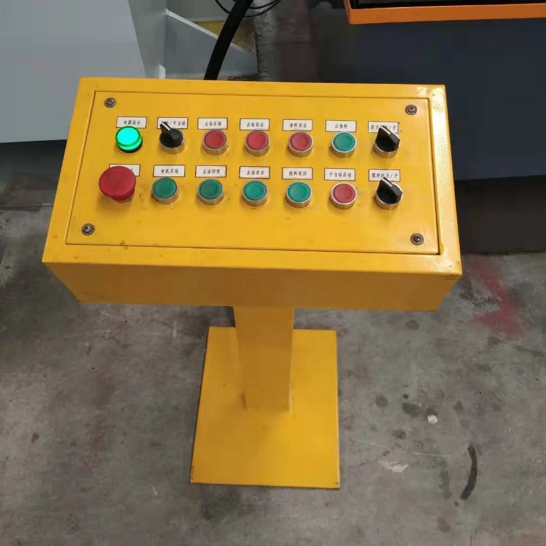 Metal Sheet 4 Column Hydraulic Deep Press Machine 200 ton