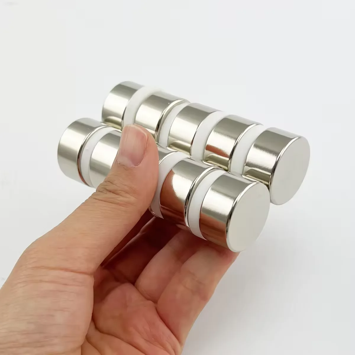 Gold Coating Disc N52 Magnet Strong Magnetic Cylindrical Strong Neodymium Magnet