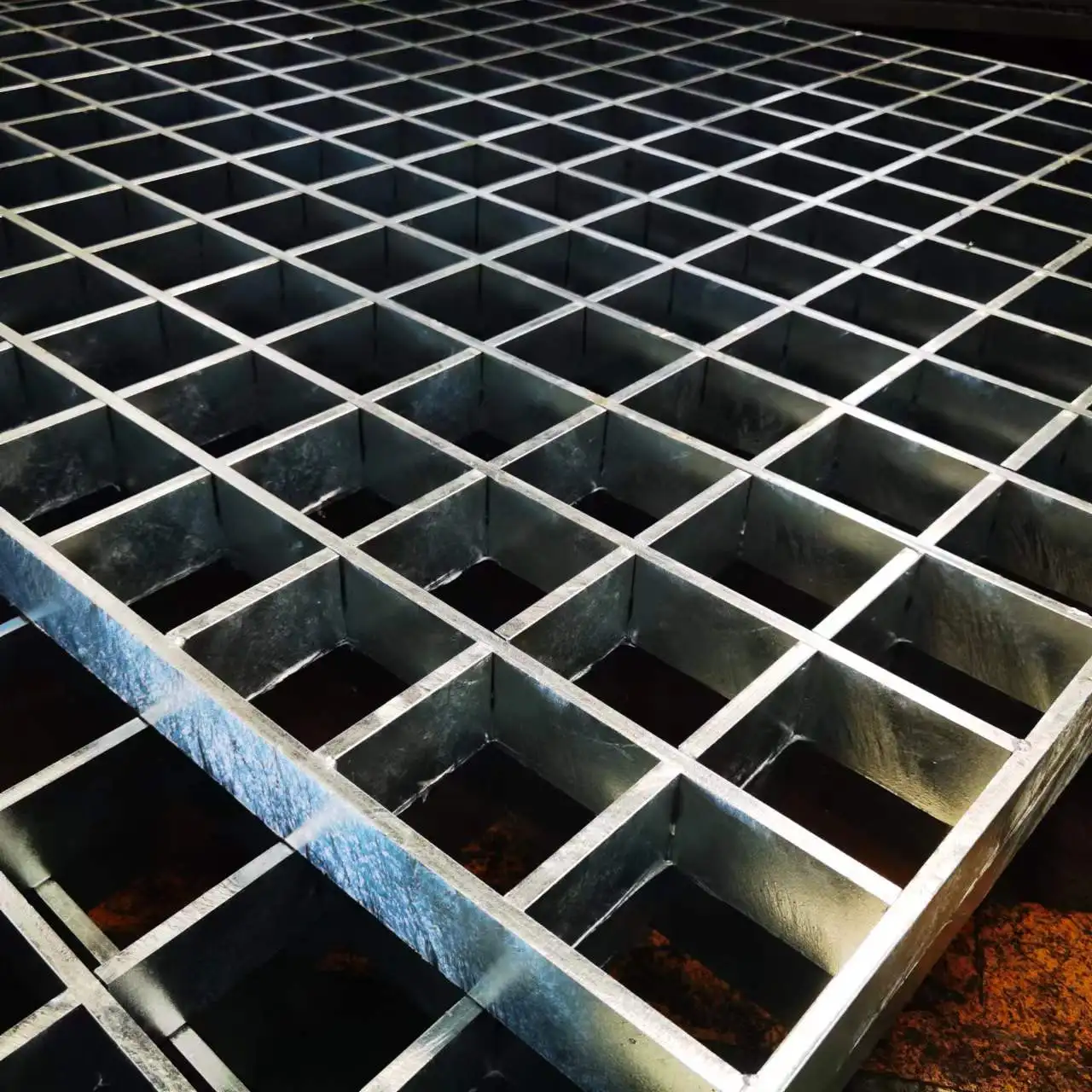 Manufacture  Price Steel Serrated Grating  for parking platform
