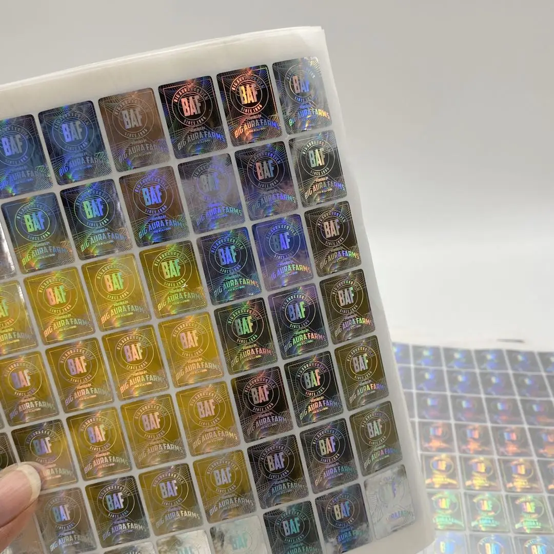 Защитная 3D наклейка голограмма на заказ