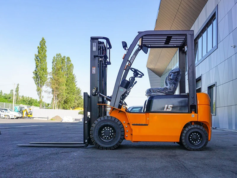 Full Terrain Off-Road Diesel Forklift 1.5 Ton Forklift  CPCD15-A