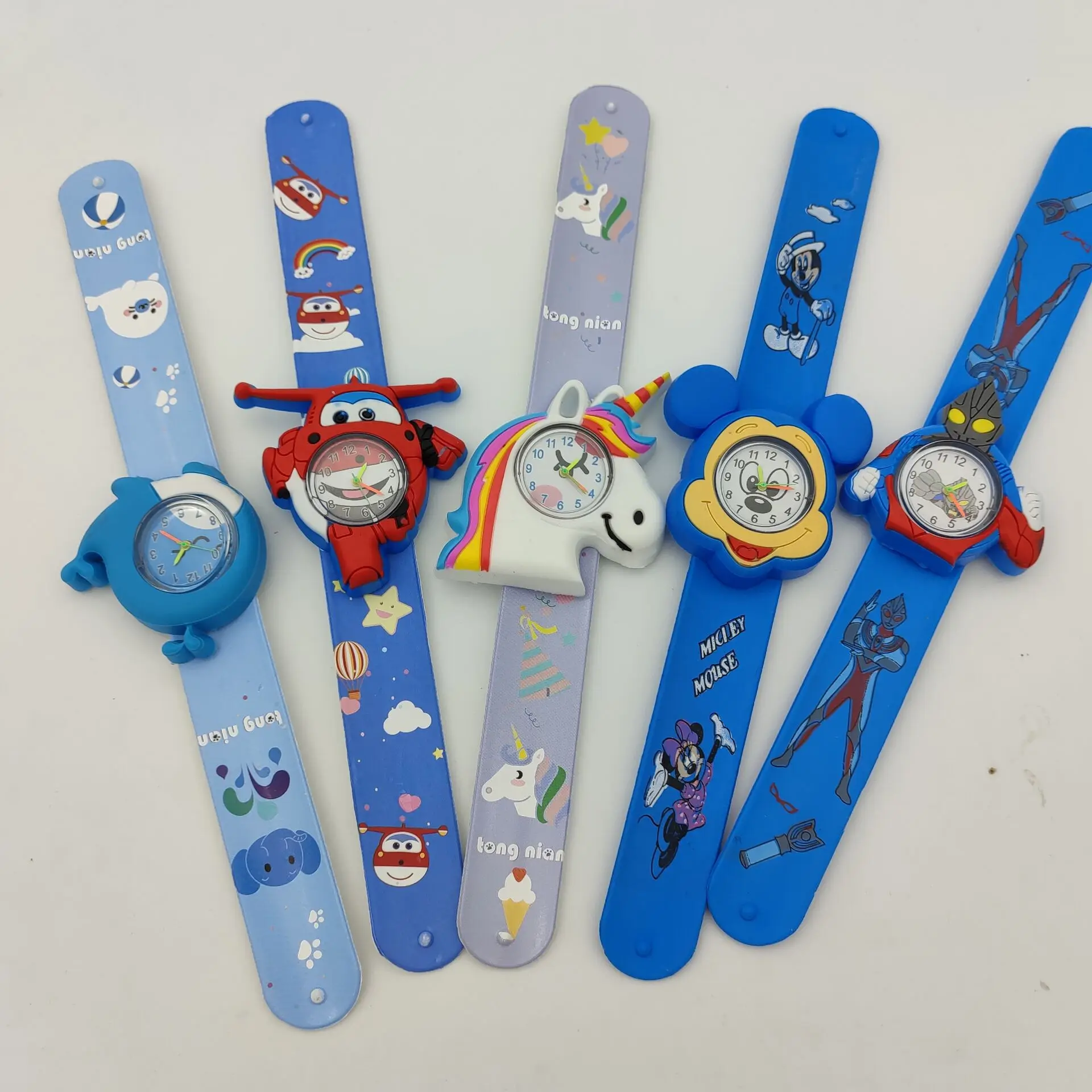 round dial silicone wristband Watch kids slap digital watches