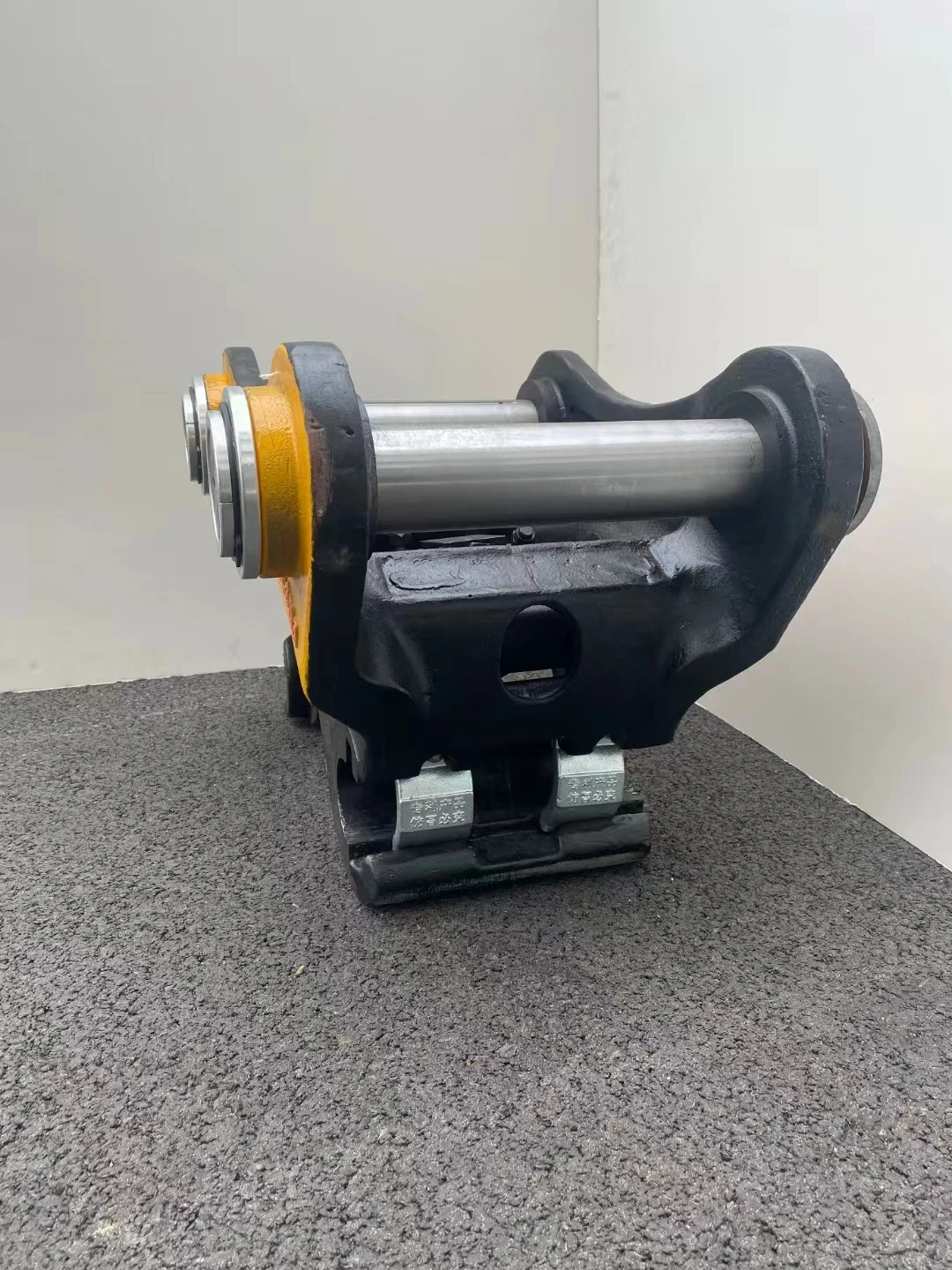 4-7 ton Excavator Hydraulic Quick Hitch Coupler with Double Safety Lock Excavator Attachments