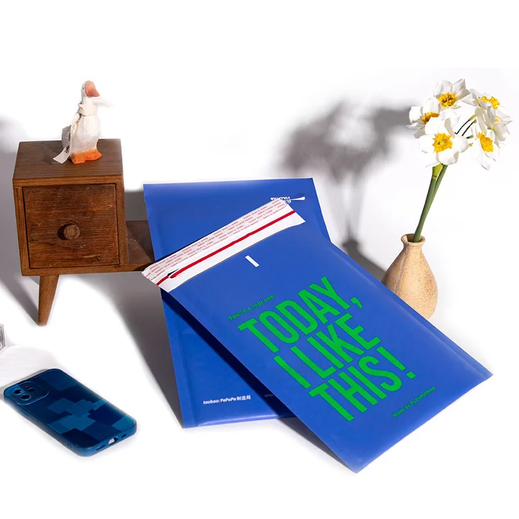 Wholesale Eco-friendly Waterproof Padded Self Adhesive Poly Bubble Mailer Bag poly mailer bag