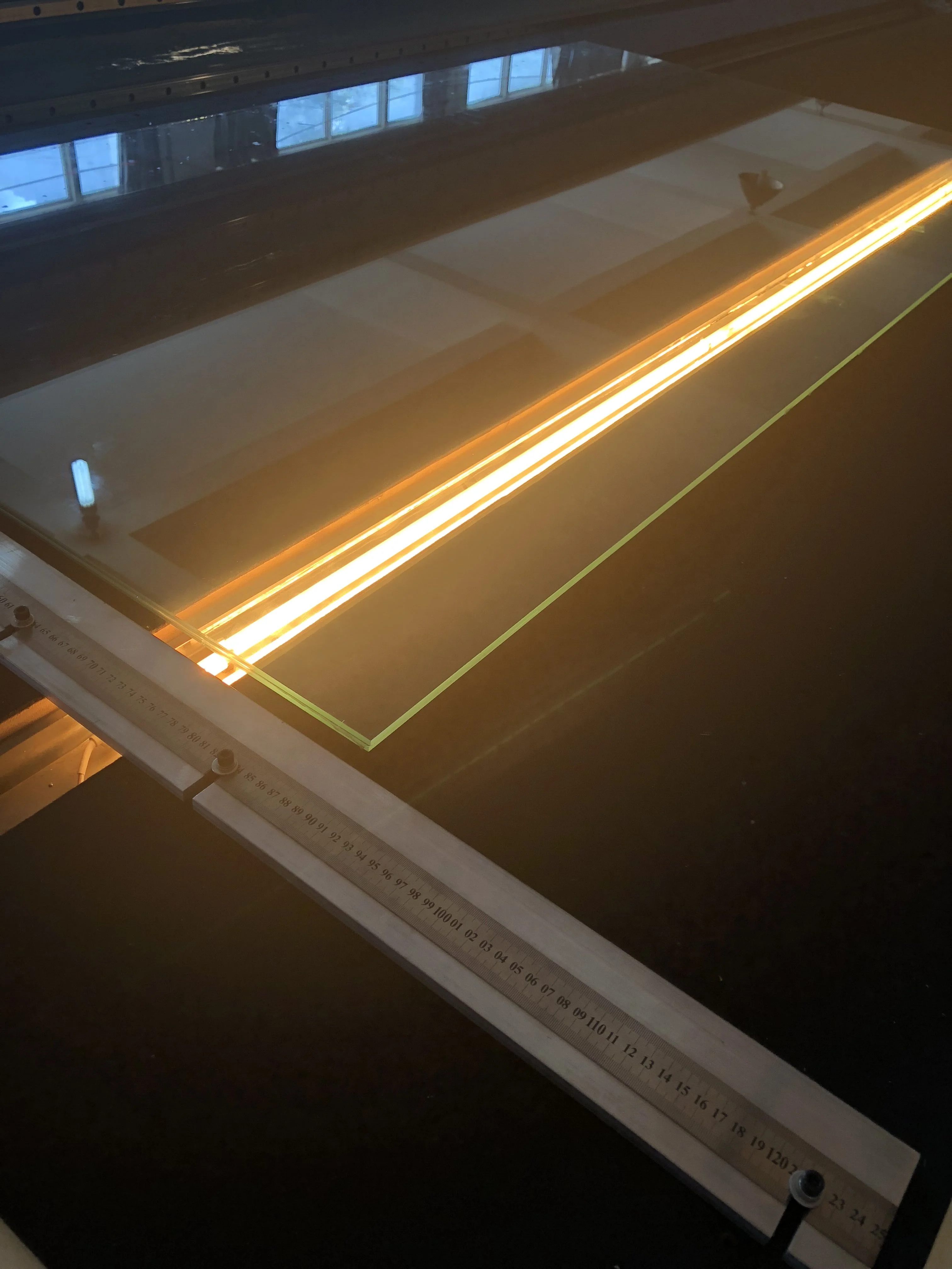 PVB EVA safety laminated glass cutting machine table for laminated glass