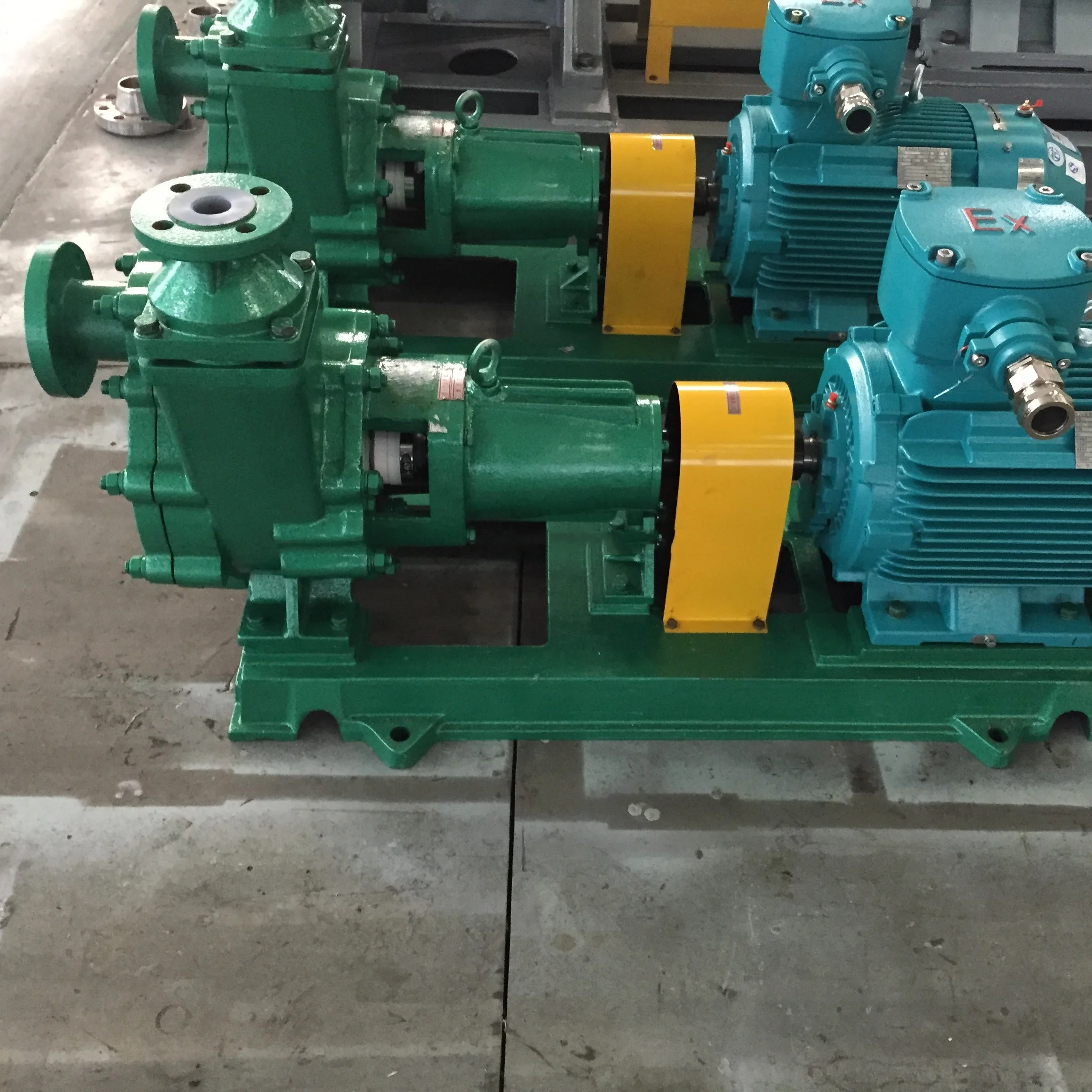 80FZB-30 self-priming centrifugal fluorine plastic FEP/PFA lined pump widely used in acid and alkali chemical industry