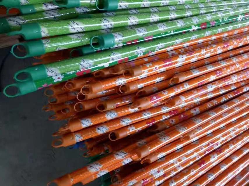 China supplier housekeeping cleaning wood material mop stick handles wooden stick for brooms