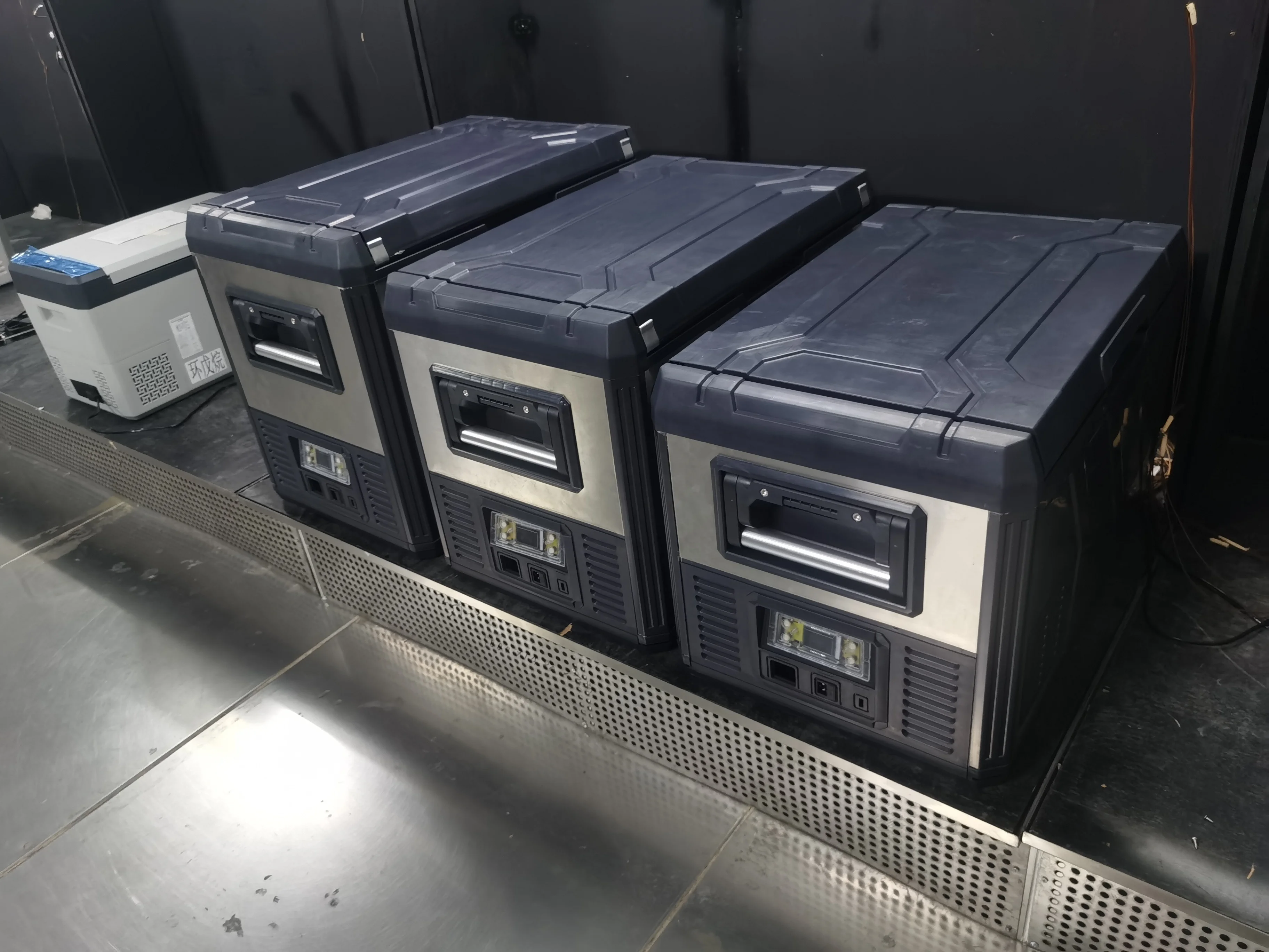 Antuncle 50L 12v  metal car fridge 12v portable camping refrigerator freezer for rv