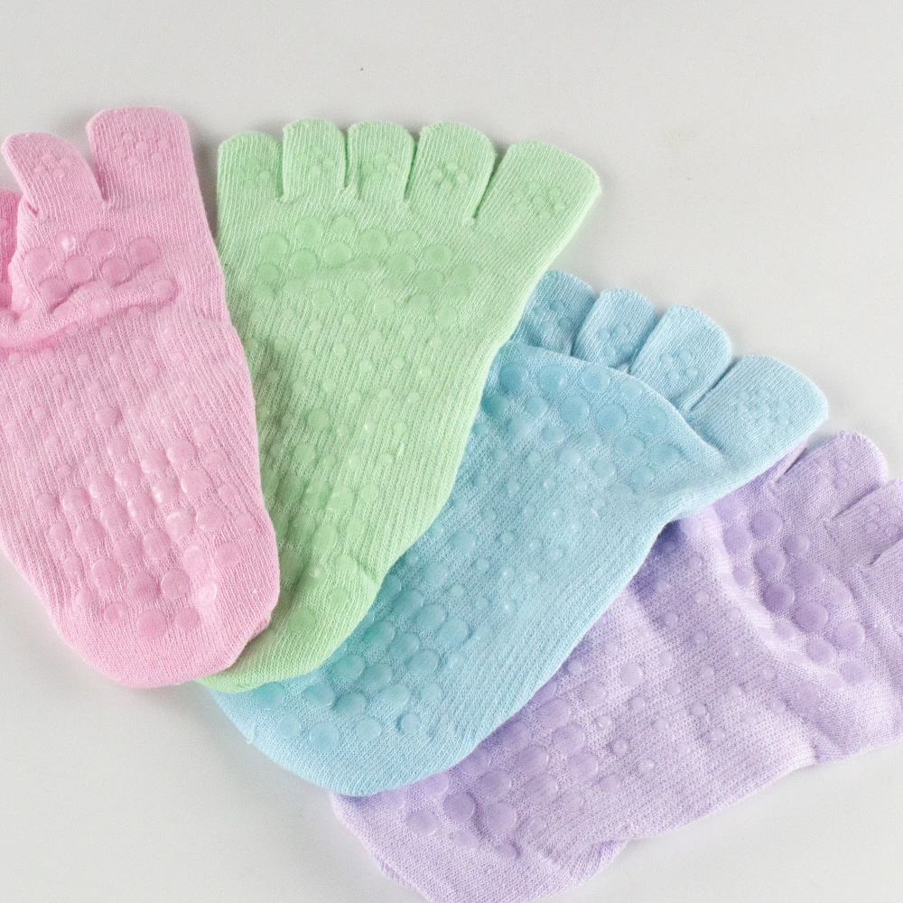 High Quality OEM Silicone Grip Cycling Trampoline Sock Candy-Color Five Finger Customizable Logo All Season-Factory Wholesale
