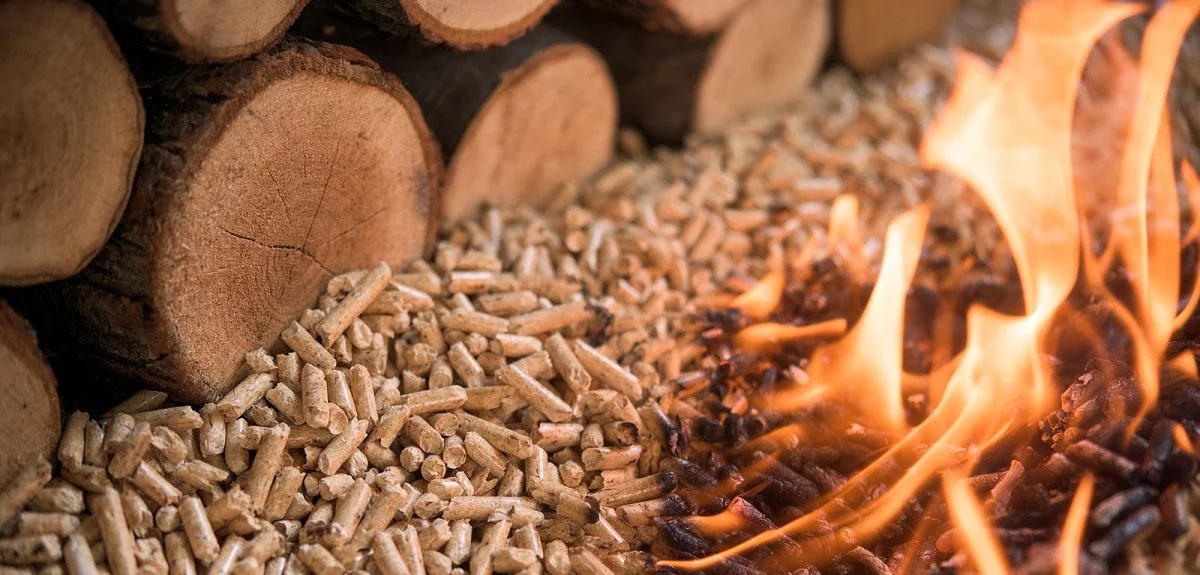 Original Premium Wood Pellets Express Delivery EN Plus-A1 Pellet 15kg Bags Pine
