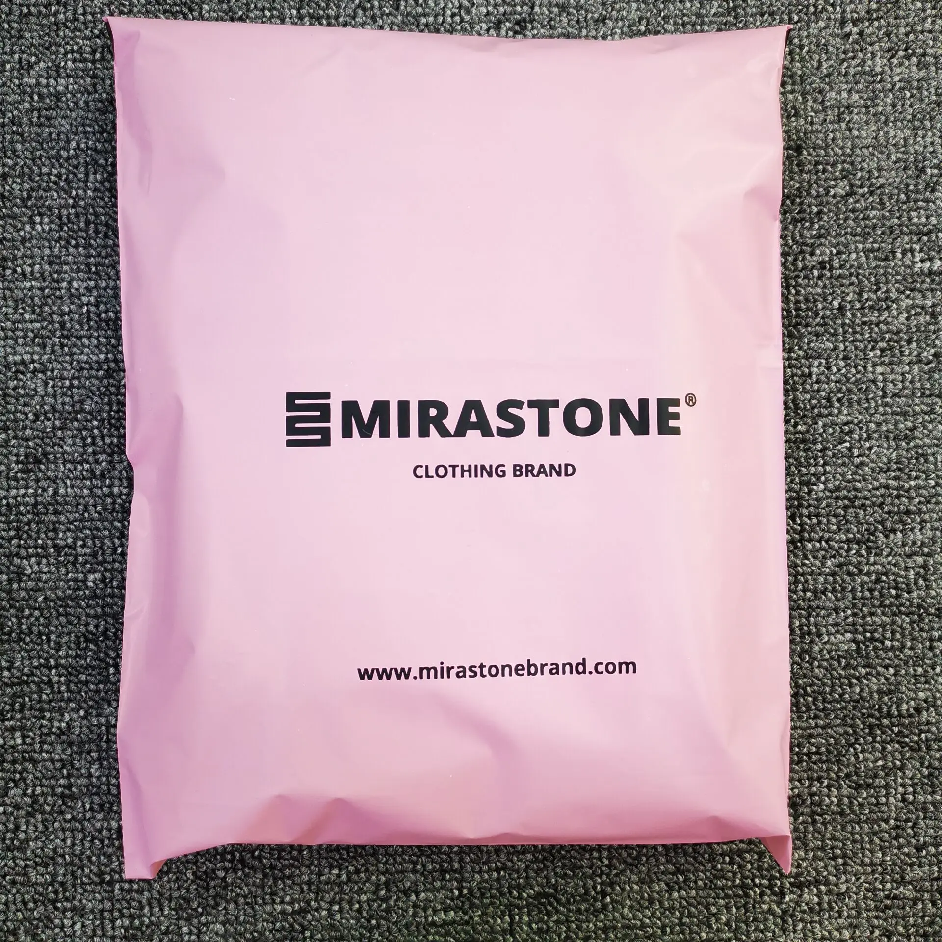 
Factory Biodegradable Express pink black matte Poly Flyer Plastic Custom Printed Satchel Postage Courier Mailing Bags 