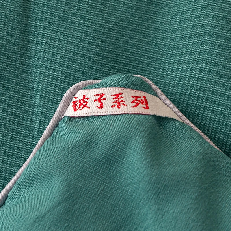 Cotton European Style Light Luxury Geometric Quilted 100% Wool Quilts Christmas Queen ultralight quilt