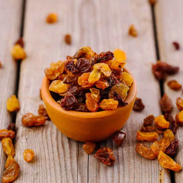 Raisin California Natural - Organic Crispy Dried Fruit red and black raisins made in Vietnam