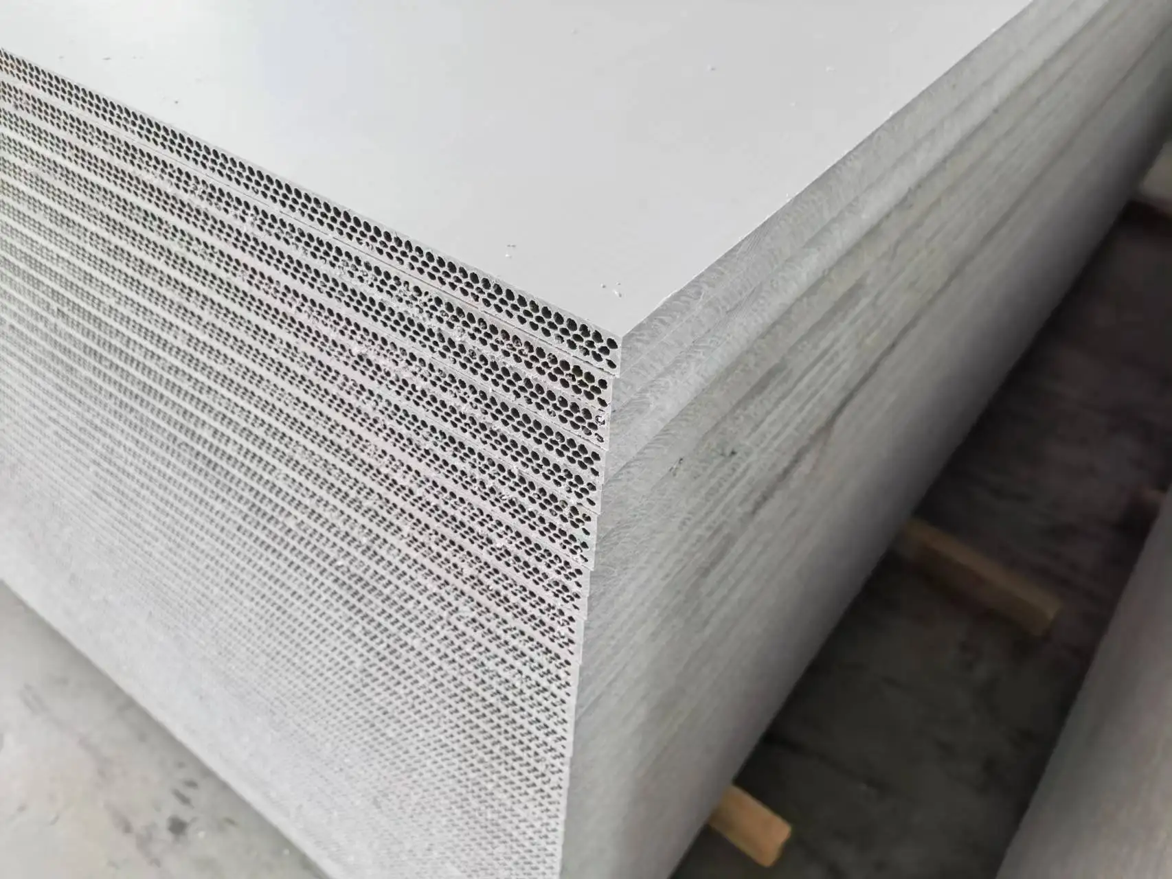 Reuse 80-100 Times waterproof   Plastic Formwork For Construction Pp Pvc Plastic Formwork Panels For Concrete factory sales