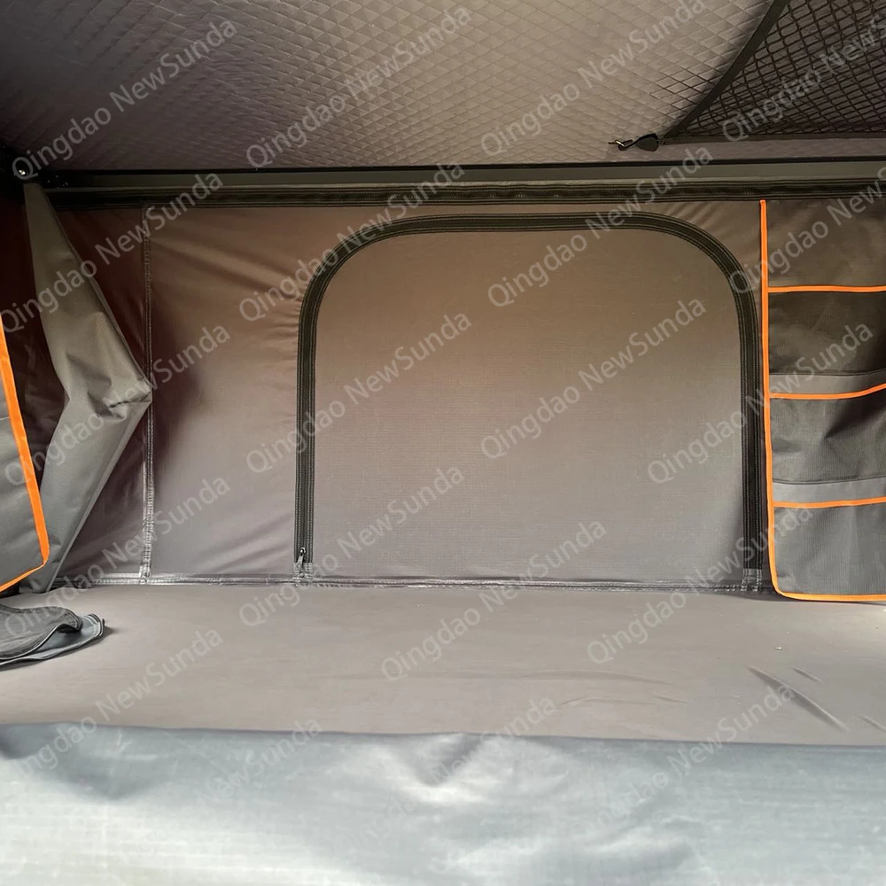 Customized  Waterproof  Roof Top Tent Lightweight Adventure Outdoor 2-3 Person Roof Tent Escape Aluminum Car Roof Top Tent box