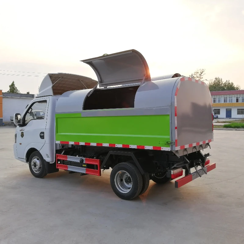 Fecal waste transfer vehicle, 2-ton dehydrated fecal cleaning vehicle, fully enclosed fecal transport vehicle