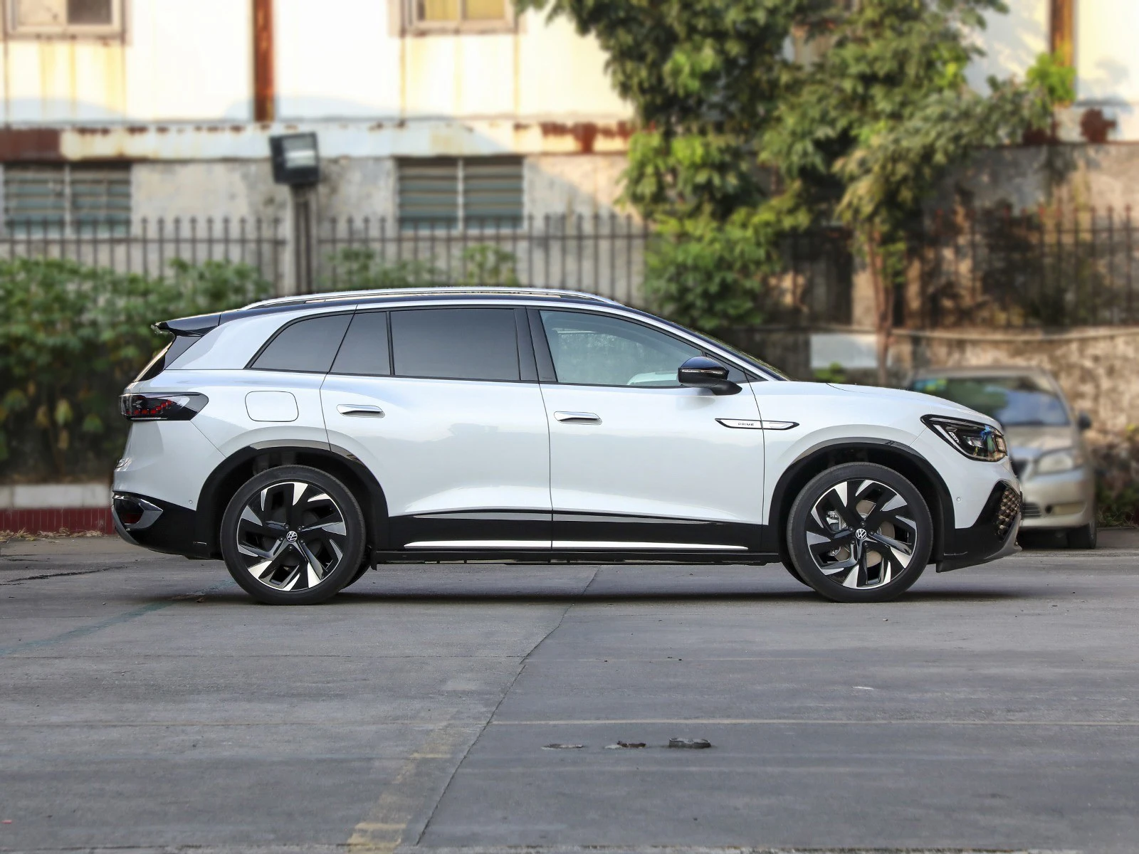 First-Level Agent Of Group Lifetime After-Sales Service Pure Electric Id.6 Crozz New Energy Vehicle For Adults