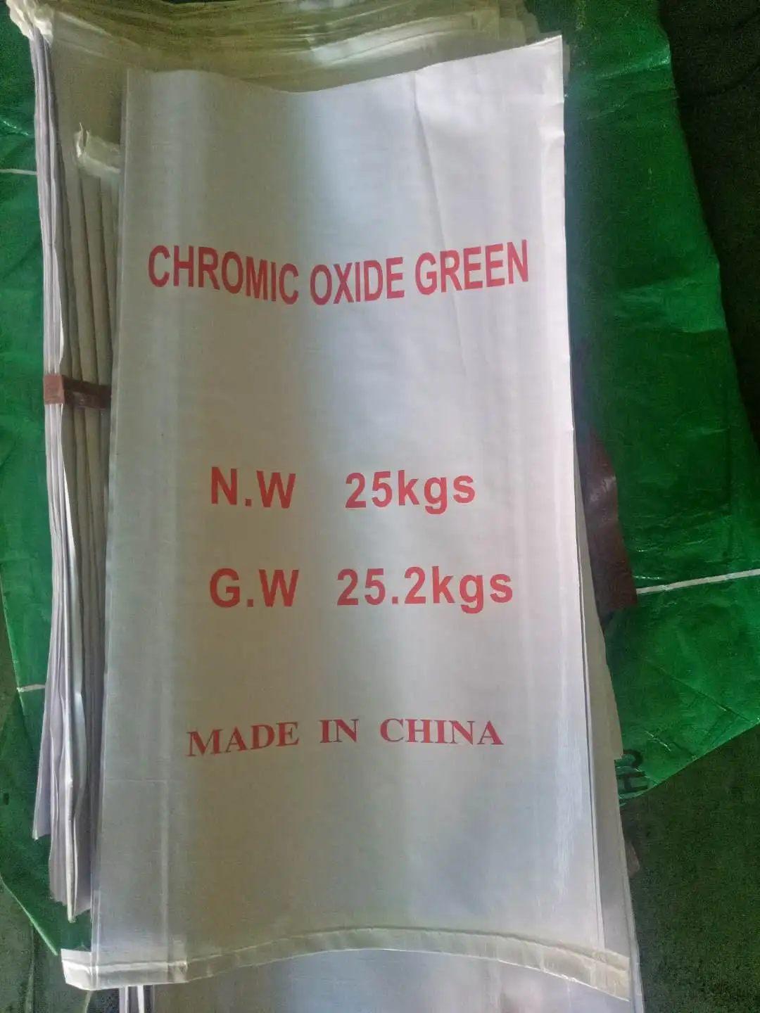 Fine powder 99%-99.5% pigment Cr2O3