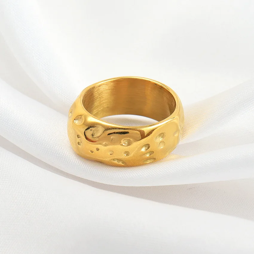 Европа и Соединенные Штаты превосходное чувство властной руки чтобы сделать удар молотком круглое лицо широкое гладкое золото 18 карат