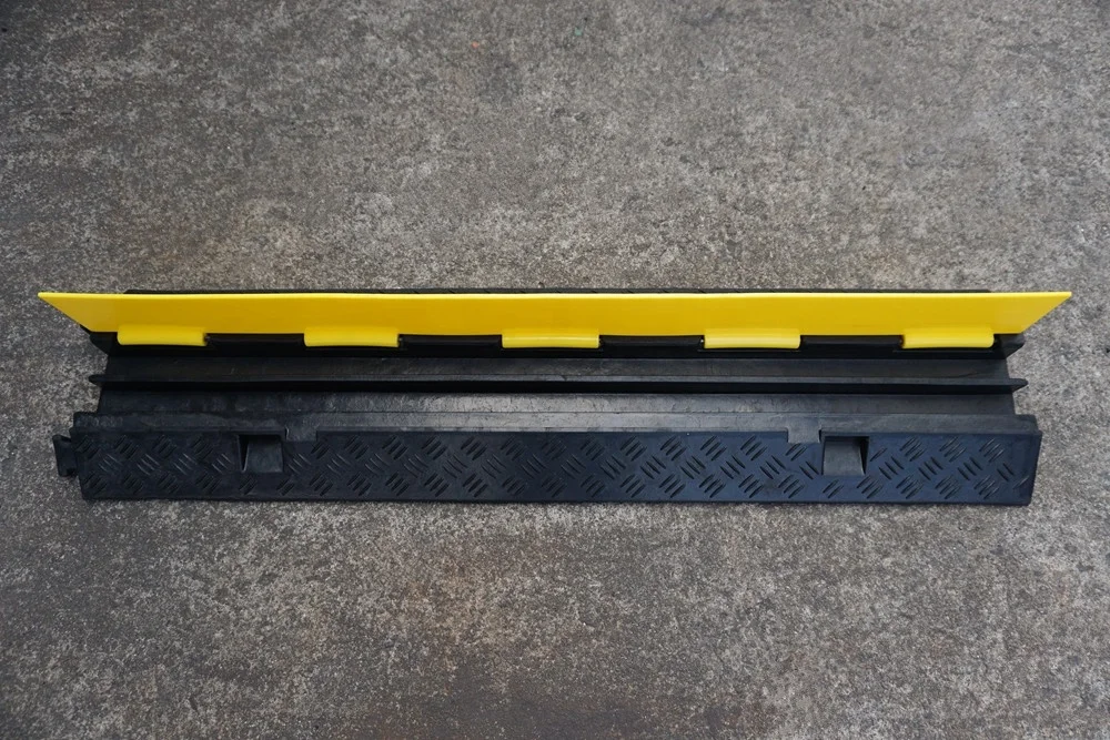 1000X240X44Mm 2 Channel Wire Cord Protective Traffic Speed Rubber Bridge Ramp Cable  Protector