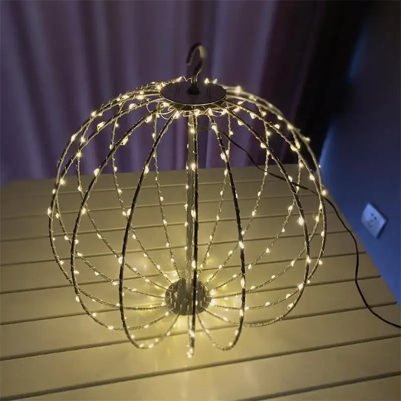 High Quality  3 d Christmas Ball Sphere Motif Ball Lights For Outdoor event hanging Tree Decoration